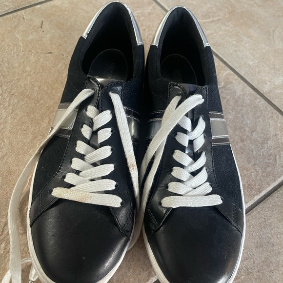MICHAEL Michael Kors Black and White Sneakers Minimalist Design - Picture 1 of 4